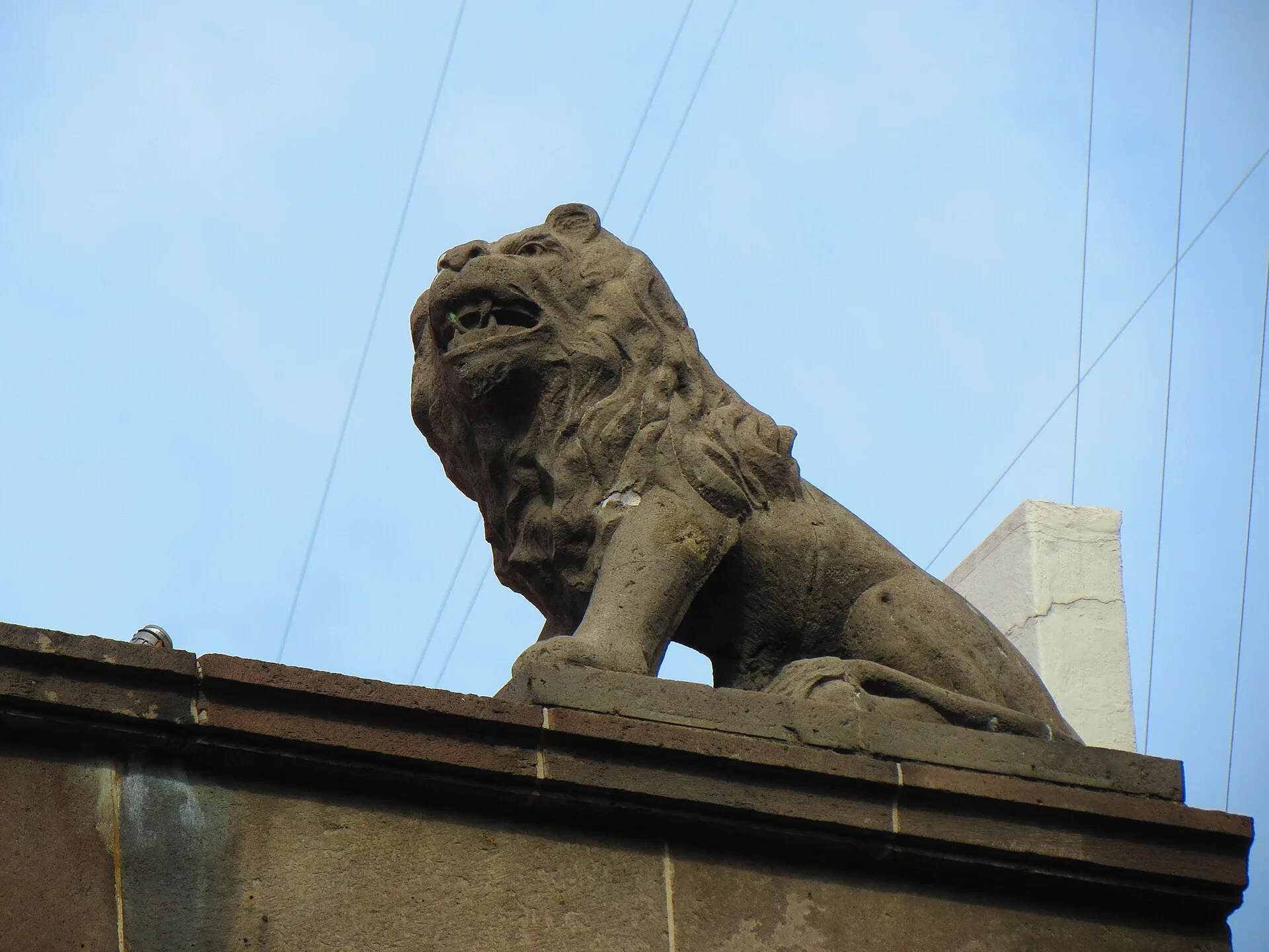 Détail architectural d'un immeuble face au Zócalo, dans le centre historique de Mexico